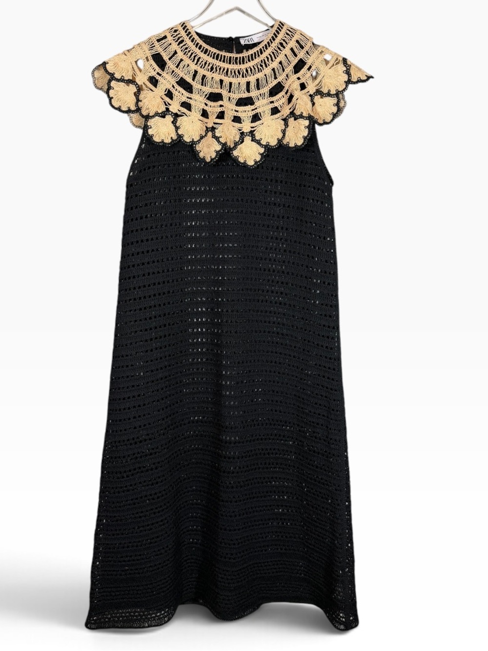 ZARA Women's M/L Ecru & Black Loose Knit Midi Dress with Peter Pan Collar